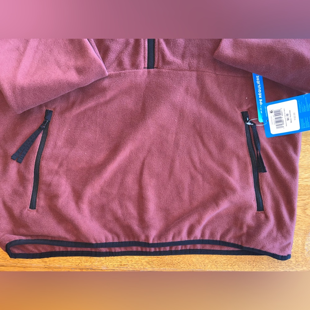 Columbia Burgundy Fleece Jacket with Black Accents | NWT | Size Medium - Picture 13 of 16